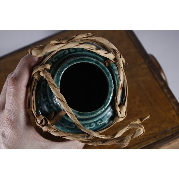 Antique Chinese hexagonal green ginger jar, blue ginger jar, Chinese small - Picture 9 of 10